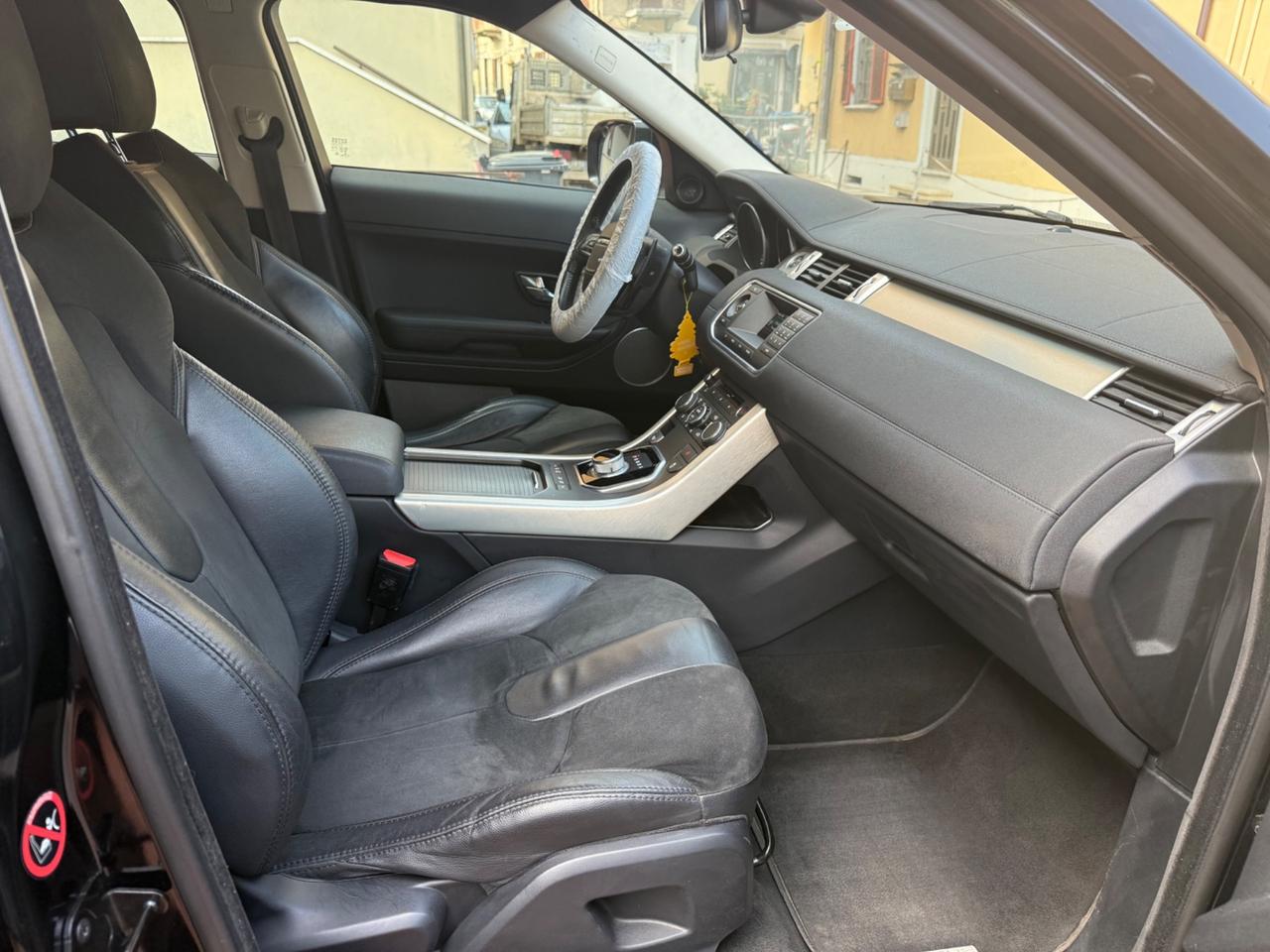 Land Rover Range Evoque 2.2 TD4 5p. Prestige