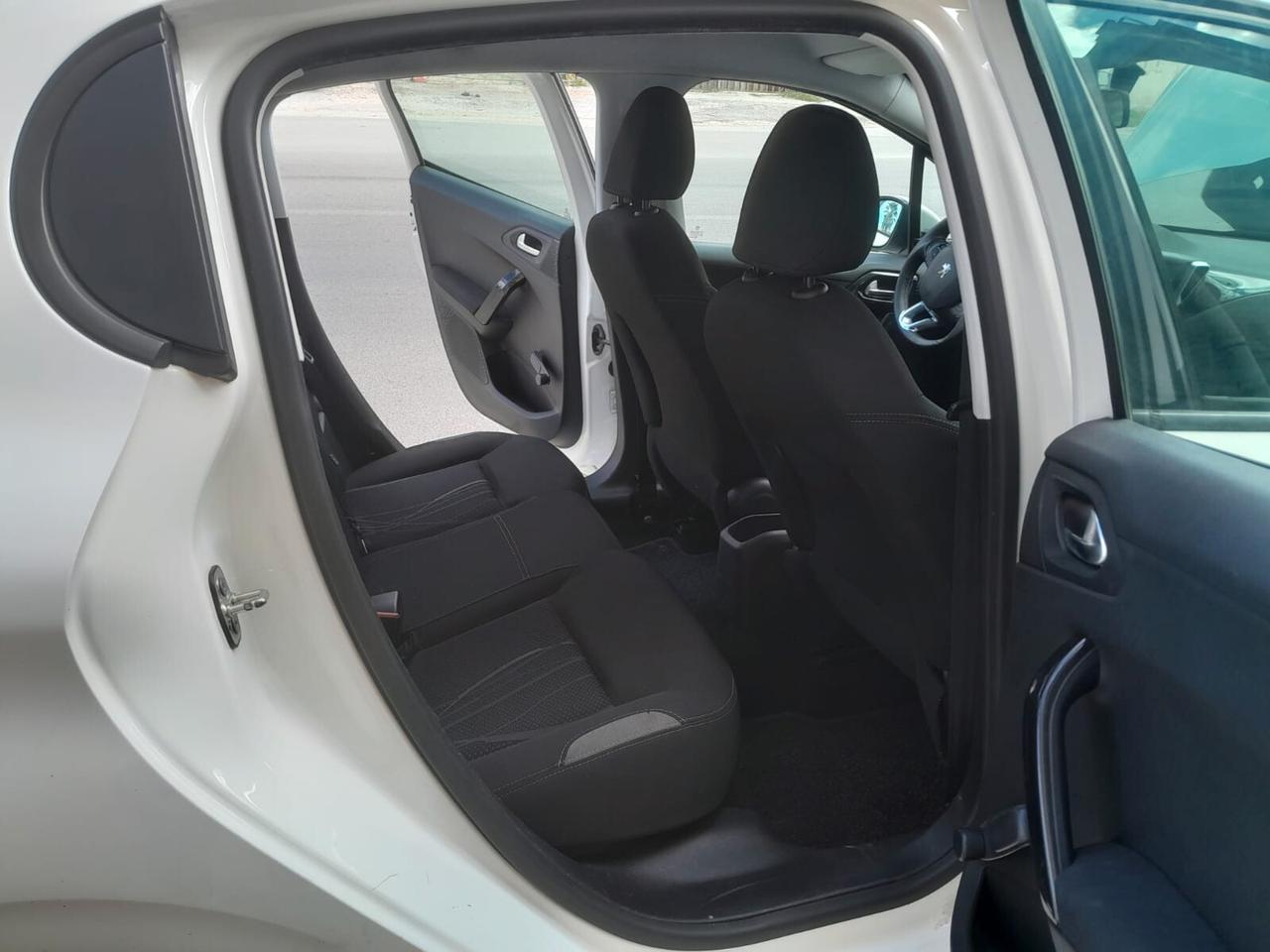 Peugeot 208 PureTech 82 5 porte Active