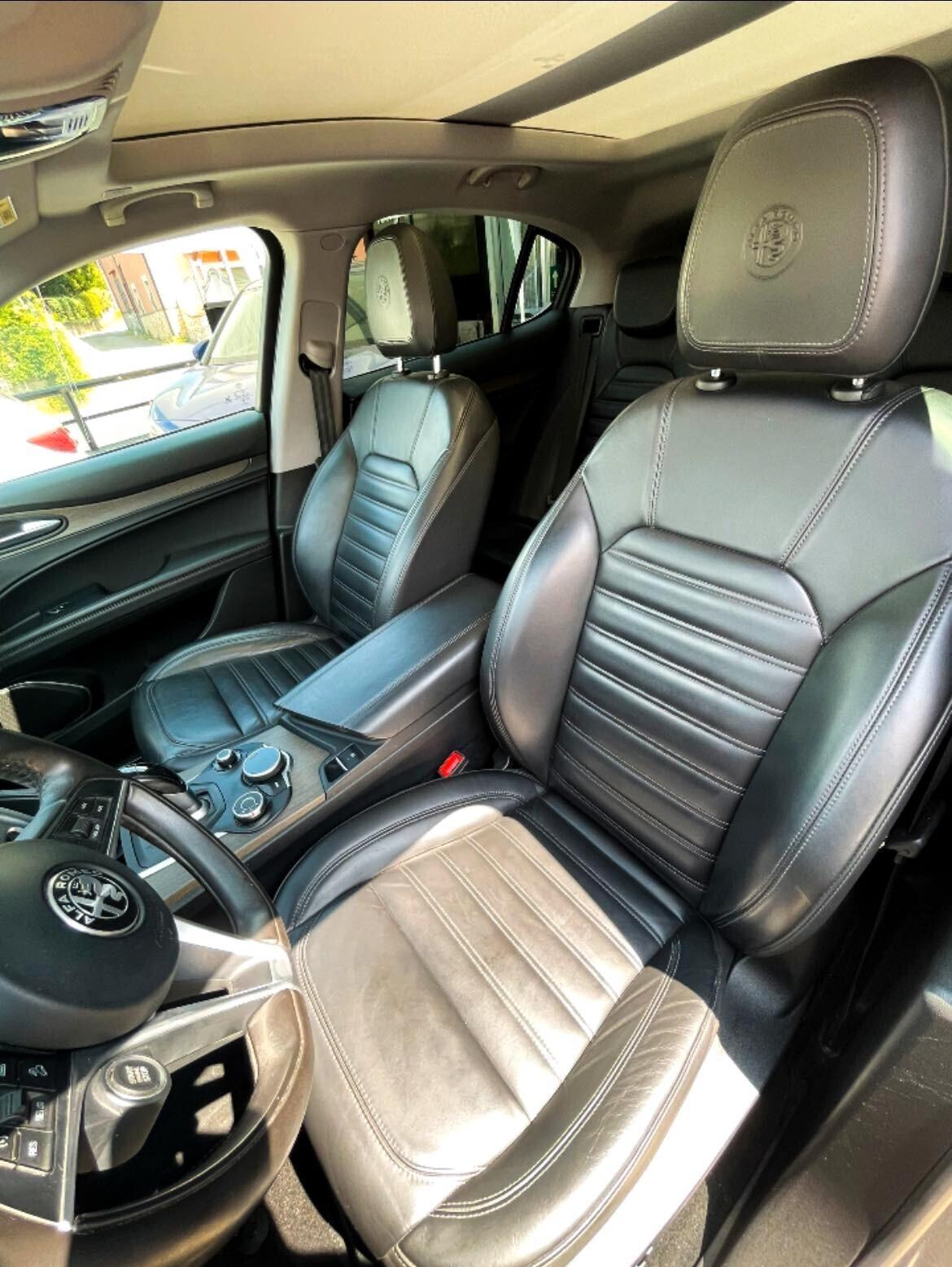 Alfa Romeo Stelvio 2.2 Turbodiesel 210 CV AT8 Q4 full optional tetto panoramico