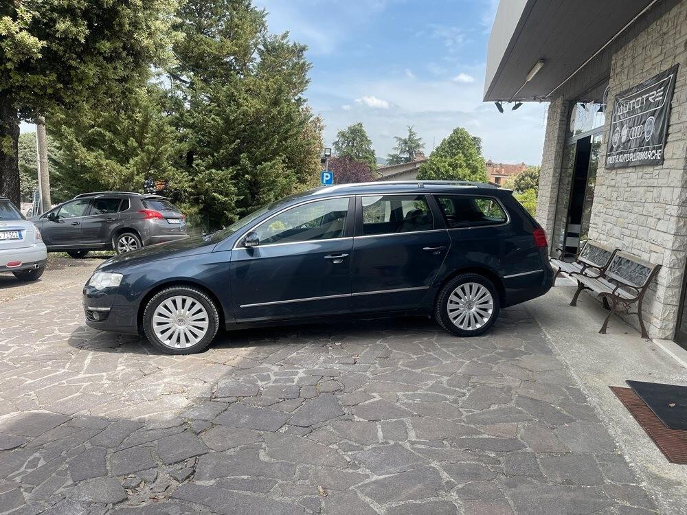 Volkswagen Passat 2.0 16V TDI Var. Highline NEO PATENTATI