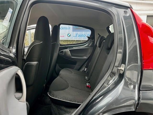 Peugeot 107 1.0 Active 5p 69 CV "X NEOPATENTATI"