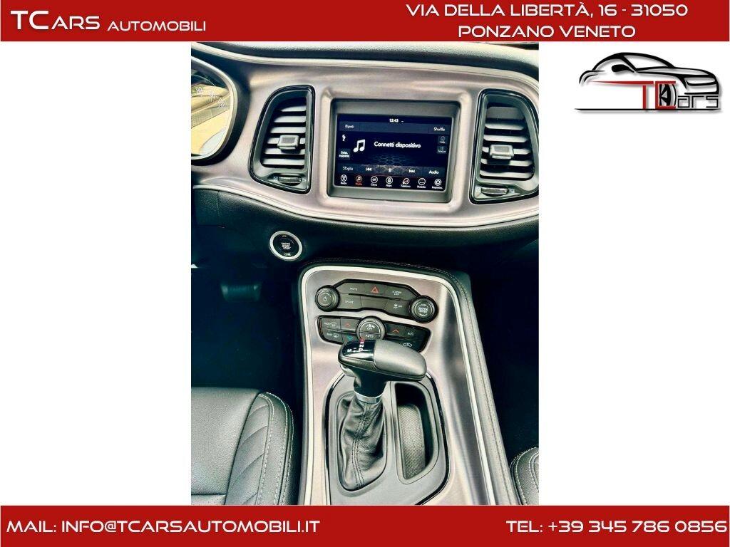 DODGE CHALLENGER 3.6 V6 - NOLEGGIO GIORNALIERO