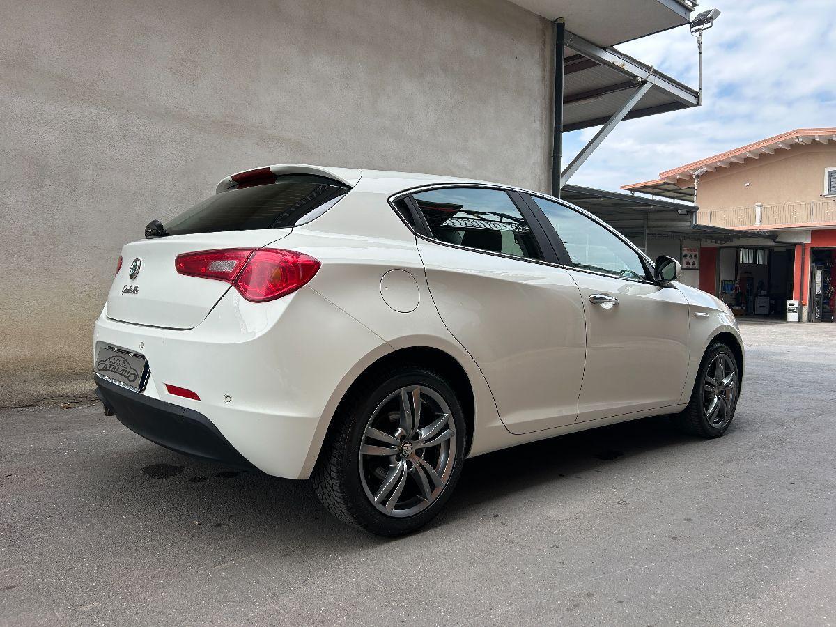 ALFA ROMEO - Giulietta - 1.6 JTDm-2 105 CV Exclusive