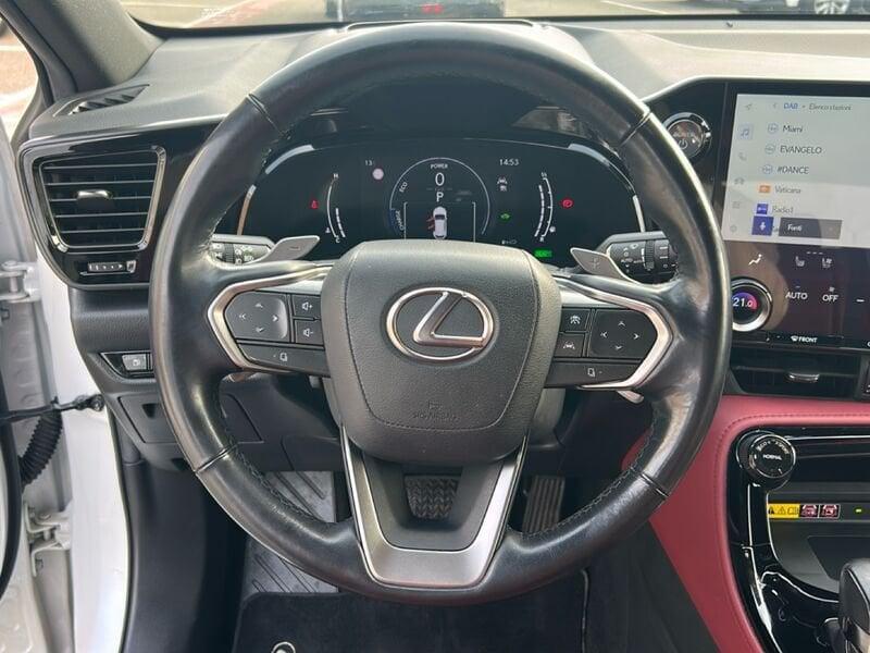 Lexus NX Hybrid Luxury 4WD