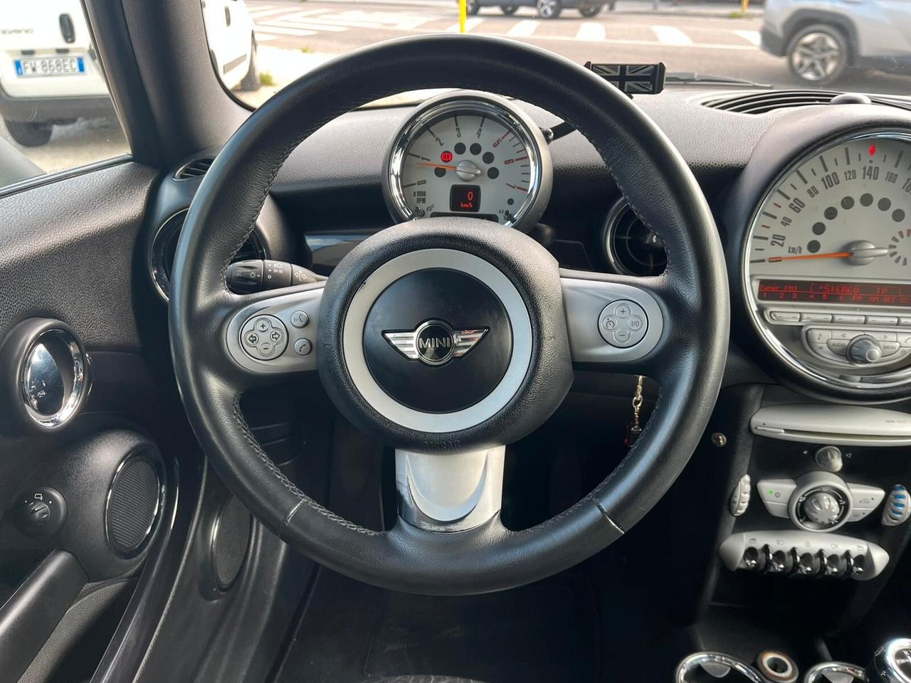 Mini Cooper D 1.6 110Cv