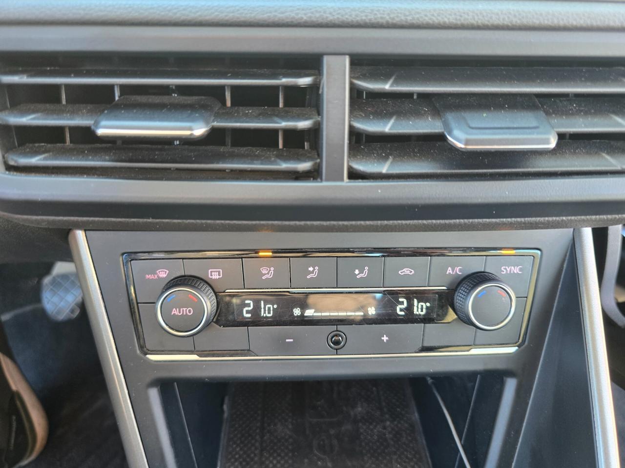 Volkswagen Polo 1.0 TGI 5p. 75cv Neopatentati