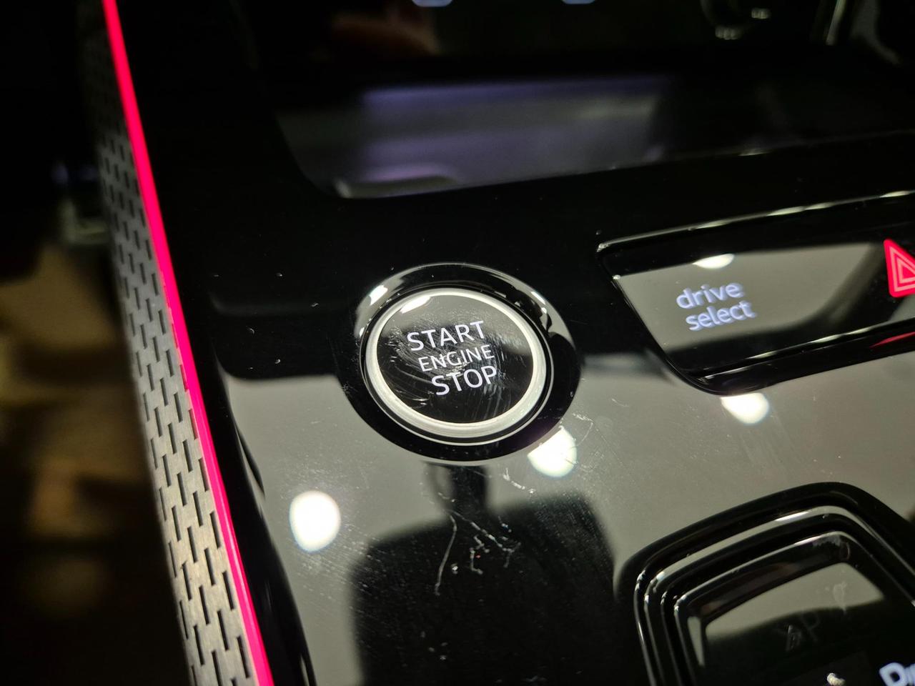 Audi A6 Avant 2.0 tdi mhev My2025 S line edition 204cv N1 s-tronic