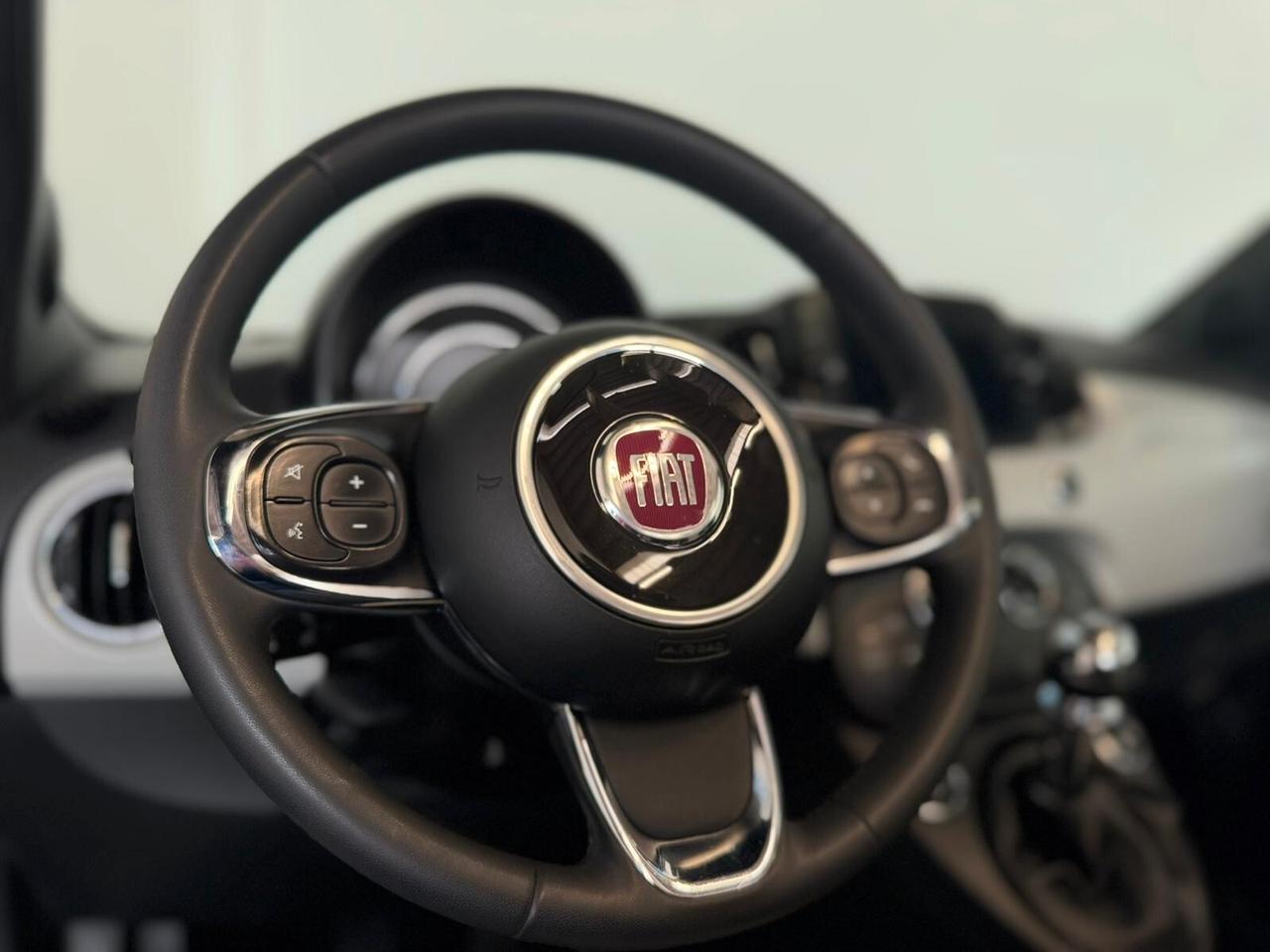 Fiat 500 C 1.0 Hybrid 70 CV Dolcevita
