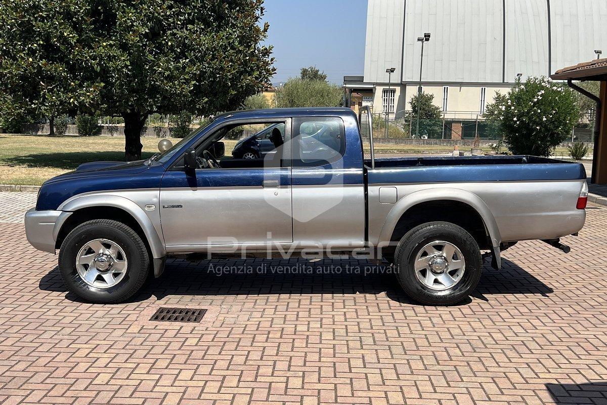 MITSUBISHI L200 2.5 TDI 4WD Club Cab Pup. GLS Targ.