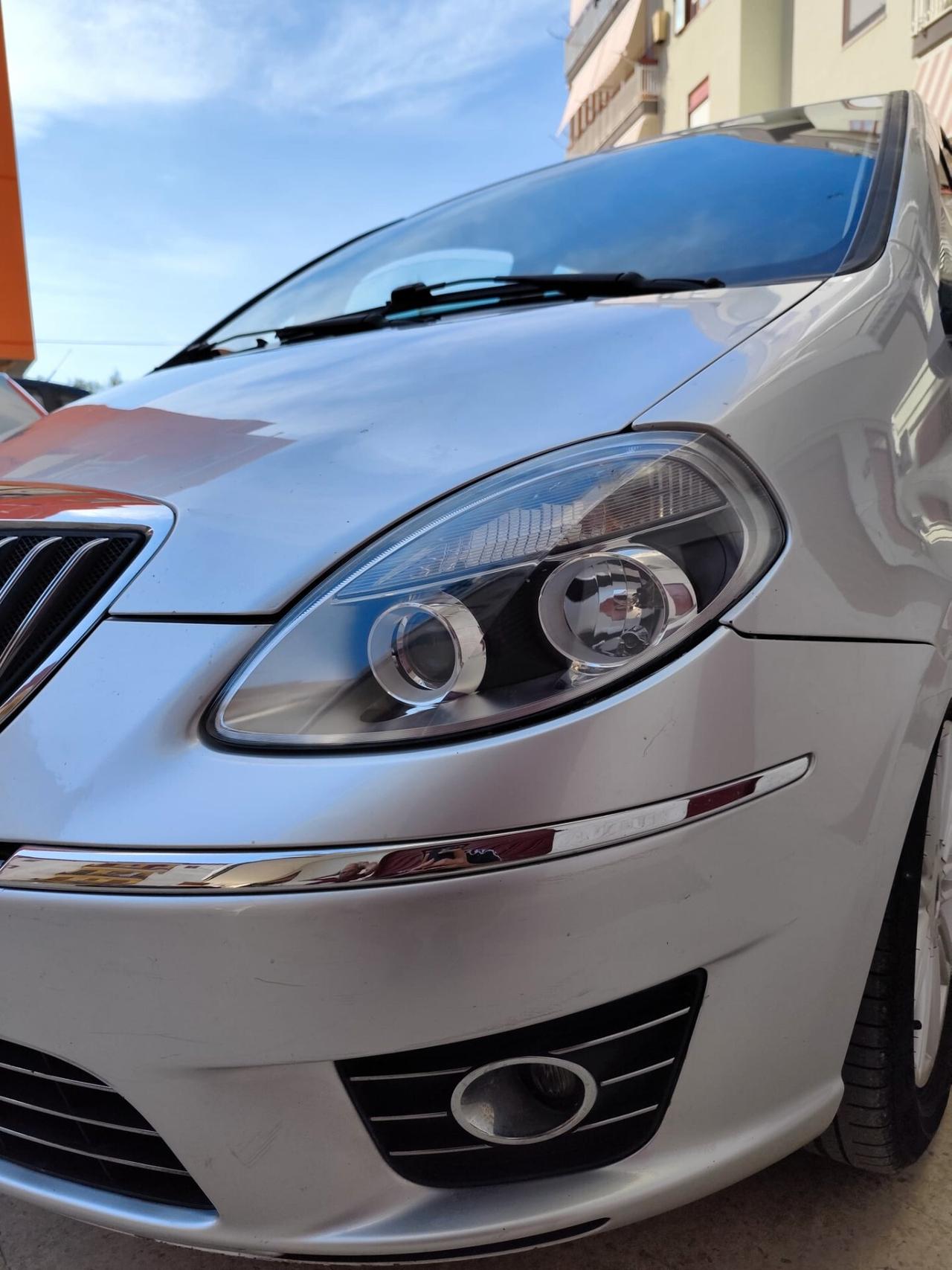 Lancia MUSA 1.6 Multijet 120cv SOLI 135000KM