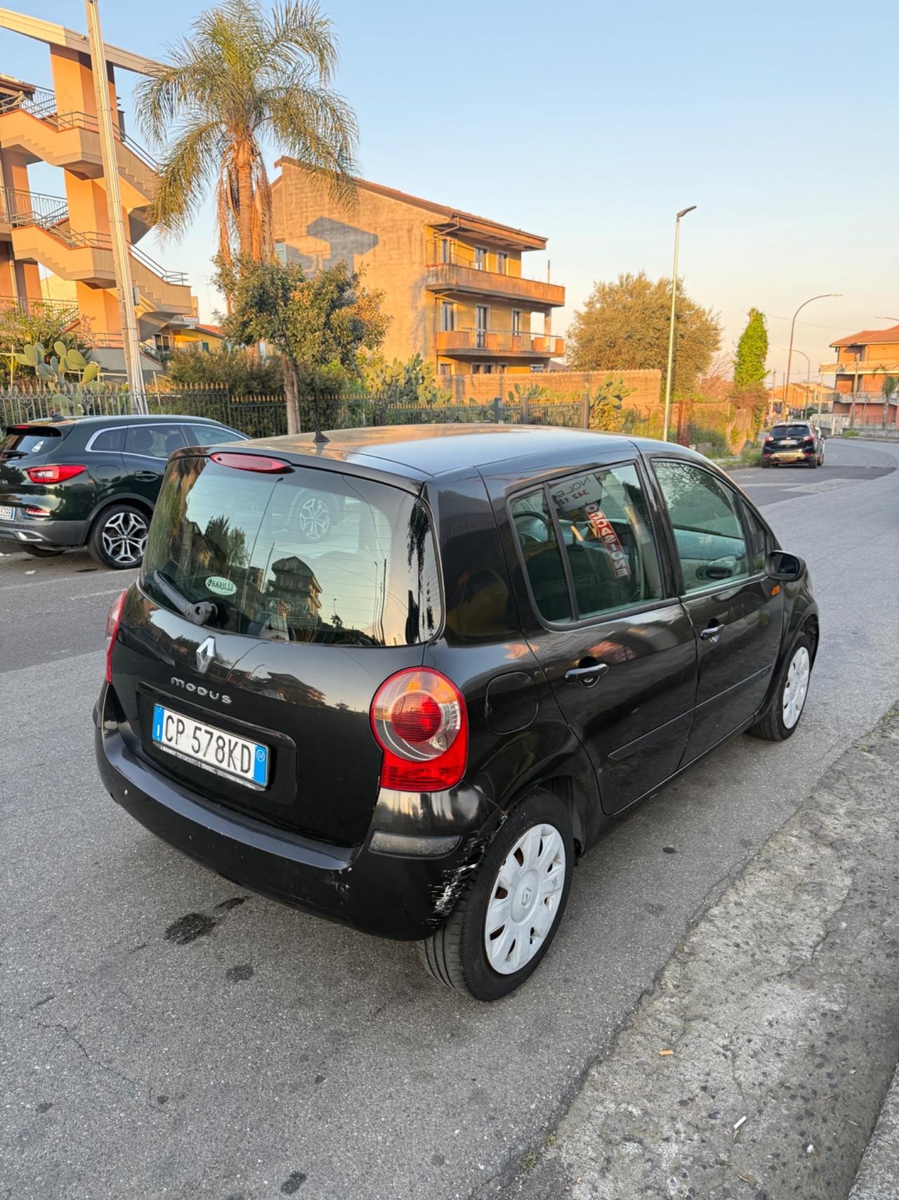 Renault Modus 1.5 dCi 82CV