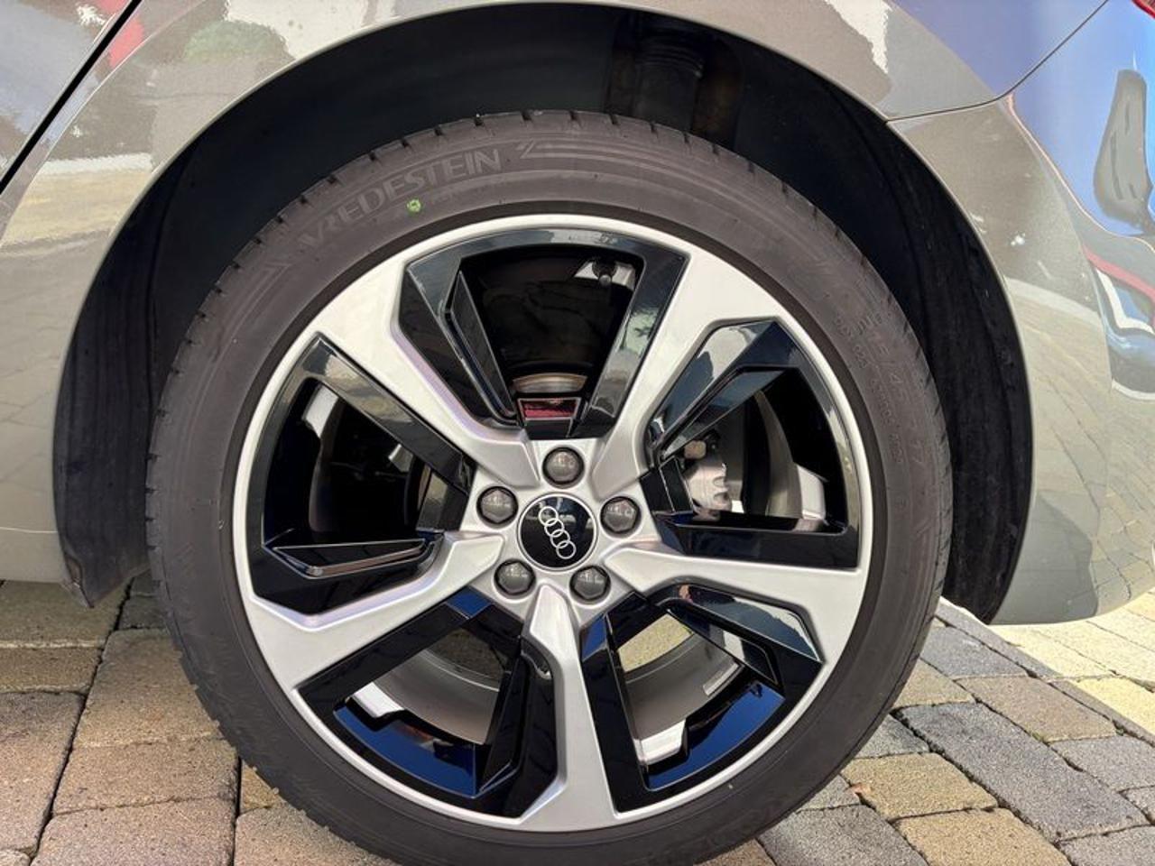 Audi A1 SPB 30 TFSI S tronic S line edition LED-APP-17"