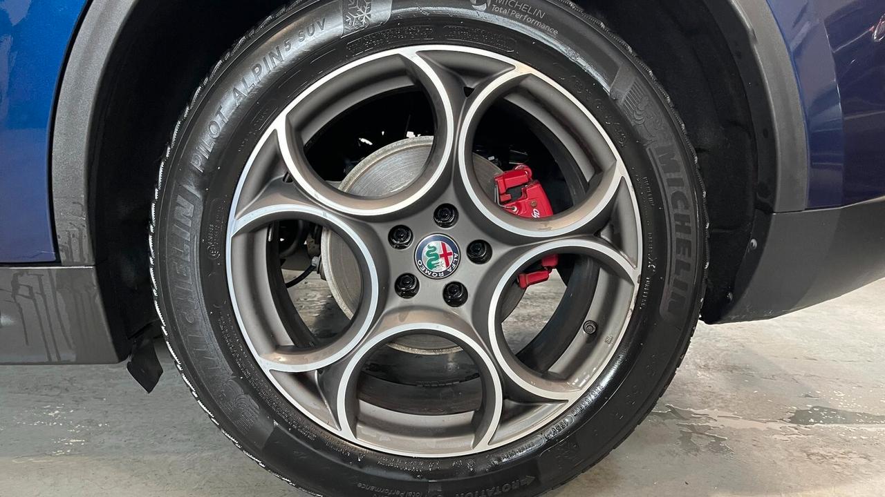 Alfa Romeo Stelvio 2.2 Turbodiesel 210 CV AT8 Q4 Executive