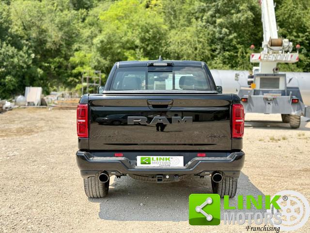 DODGE RAM 1500 crew Cab limited night edition