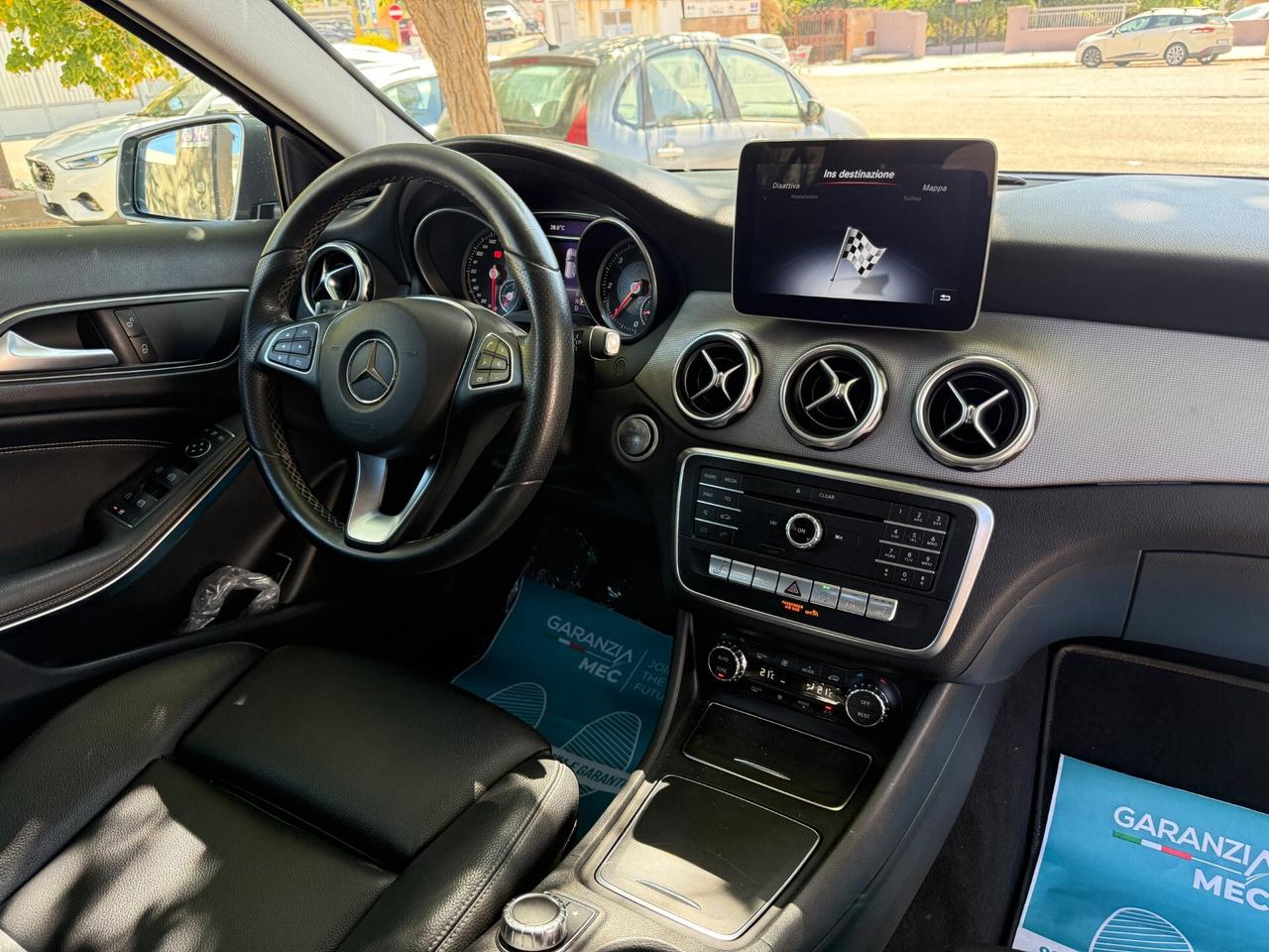 Mercedes GLA 180d SPORT Automatic