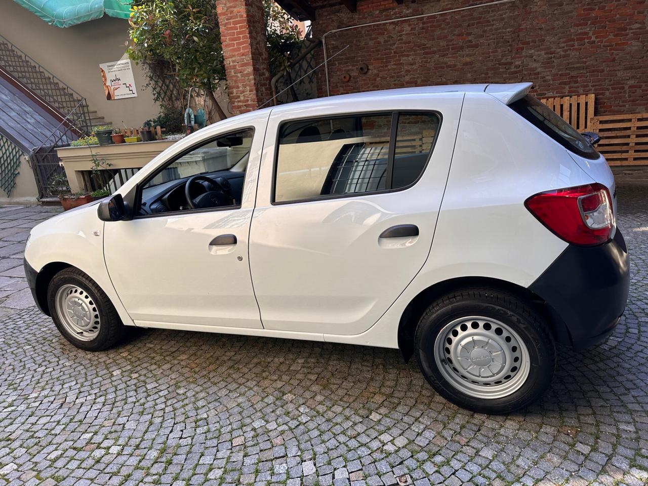 Dacia Sandero 1.2 * Km 16.443 * UNIPROPRIETARIO