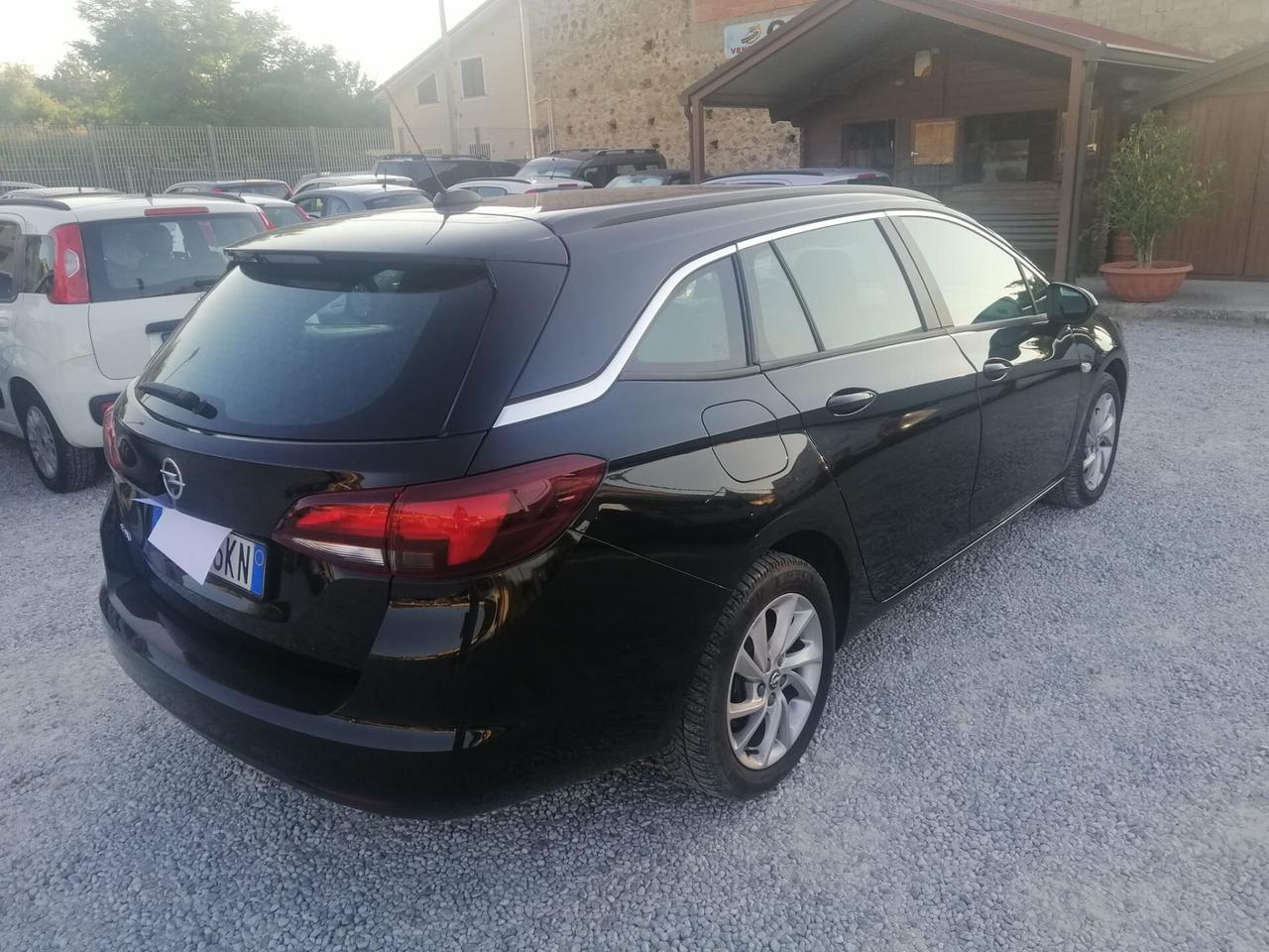 Opel Astra 1.6 CDTi 136CV Start&Stop Sports Tourer Business aziendale