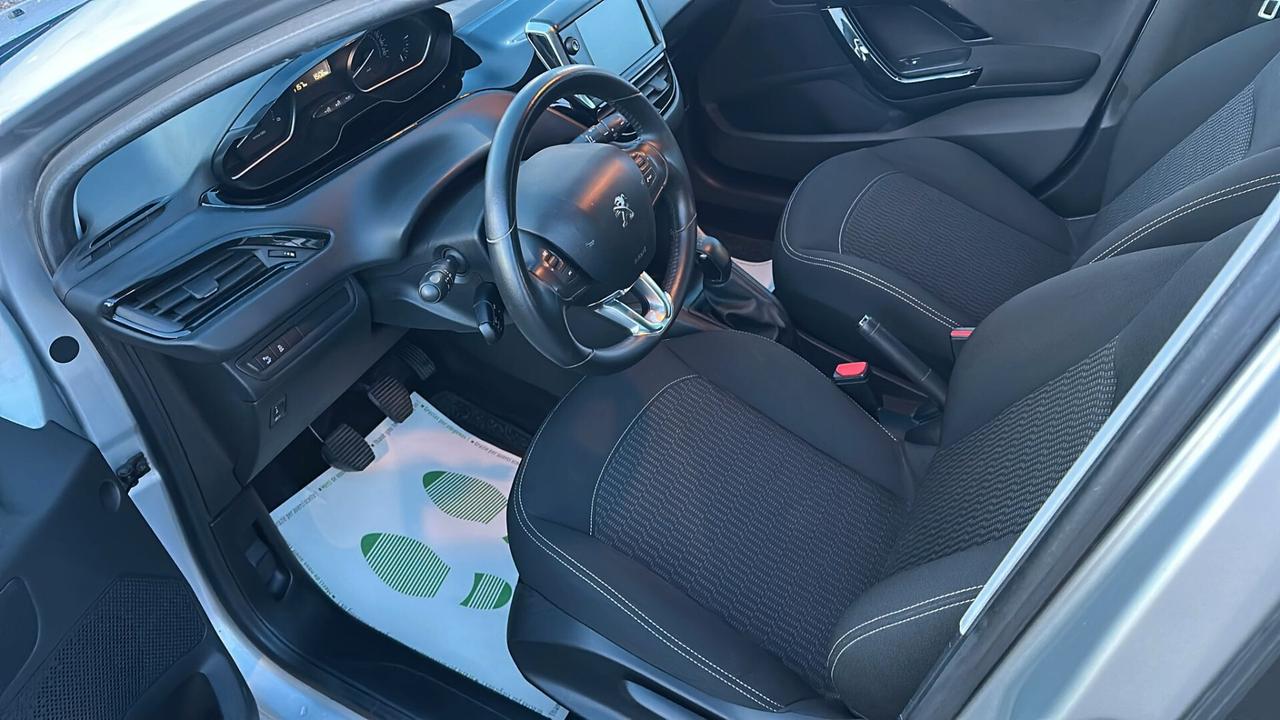 Peugeot 208 BlueHDi 75 5 porte Allure