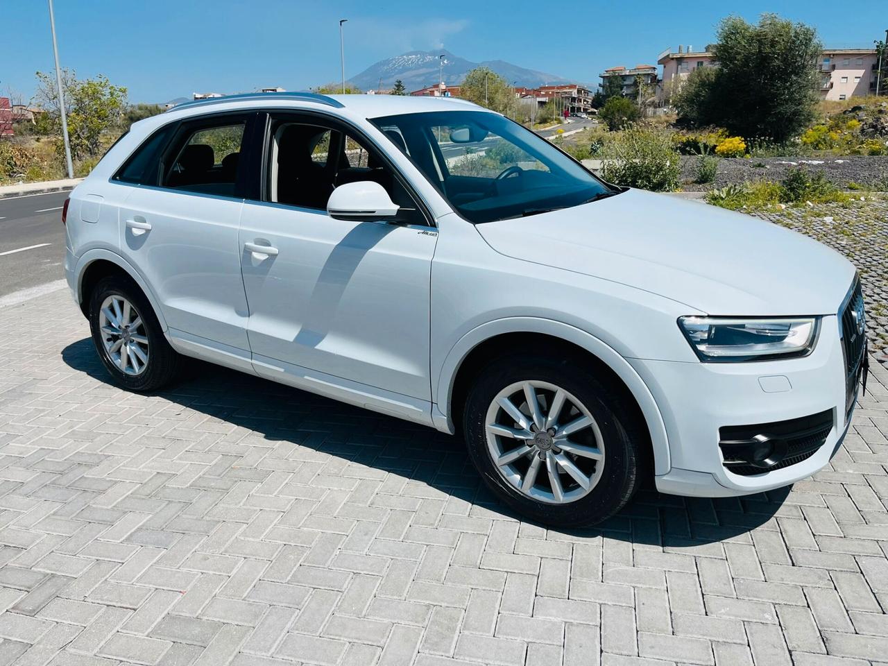 Audi Q3 2.0TDI QUATTRO CONDIZIONI DA VETRINA 2014