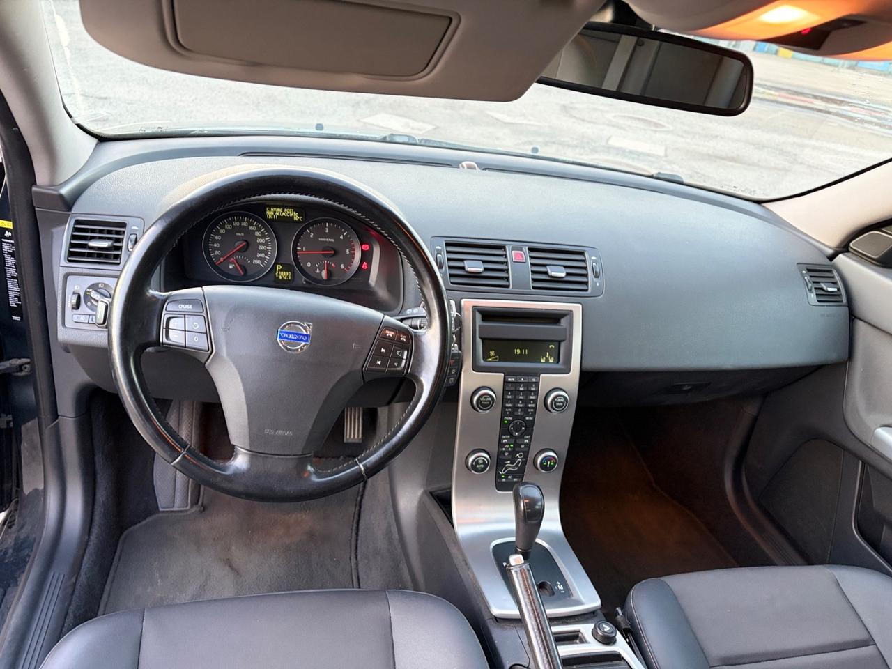 Volvo V50 2.0 Diesel 2010 automatico R-Design