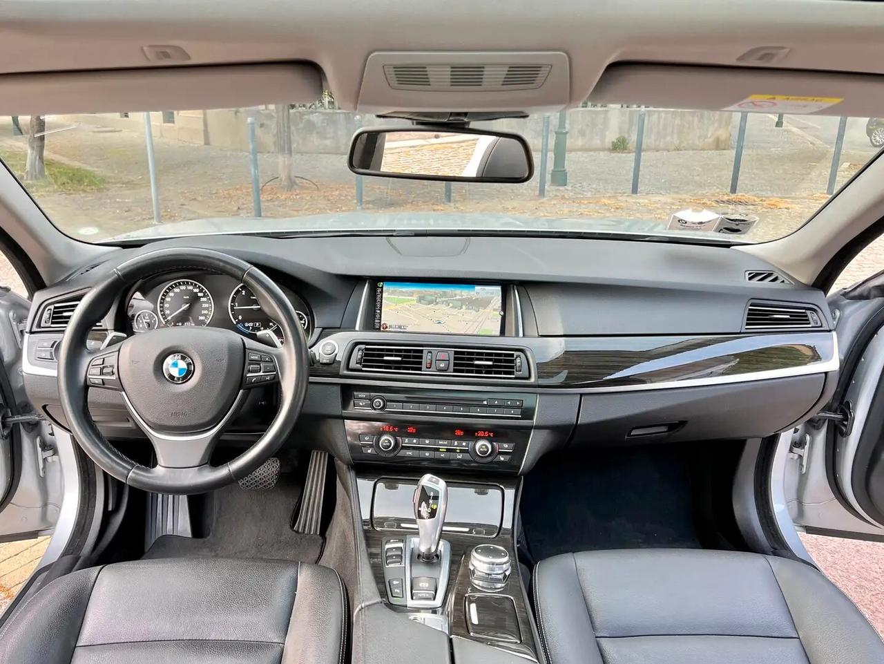 Bmw 520 520d xDrive Touring Luxury