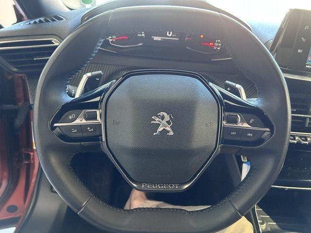 PEUGEOT 2008 PureTech 130 S&S EAT8 Allure