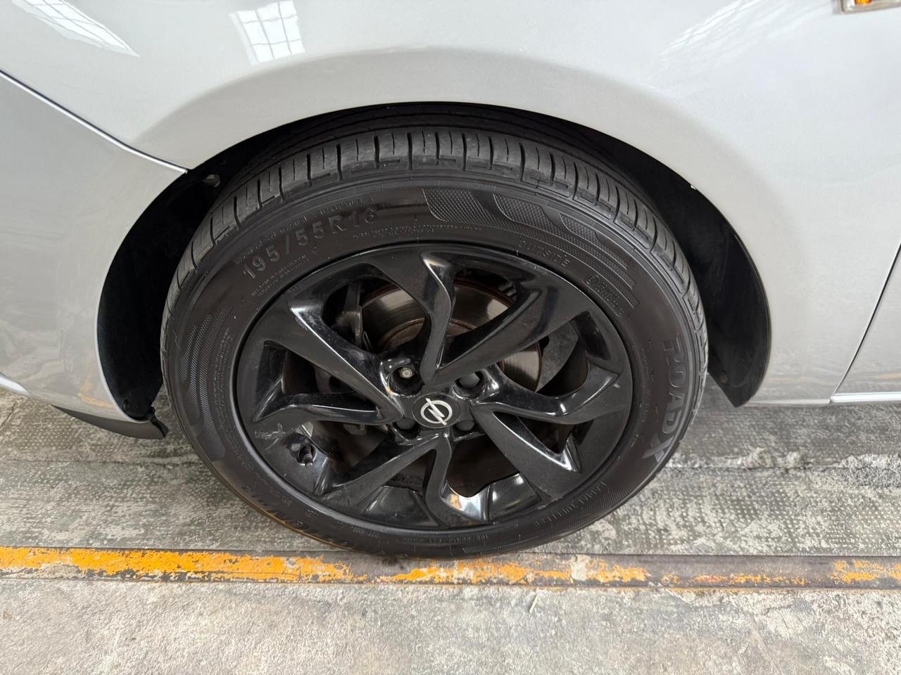 Opel Corsa 1.4 90CV GPL Tech Coupé Innovation