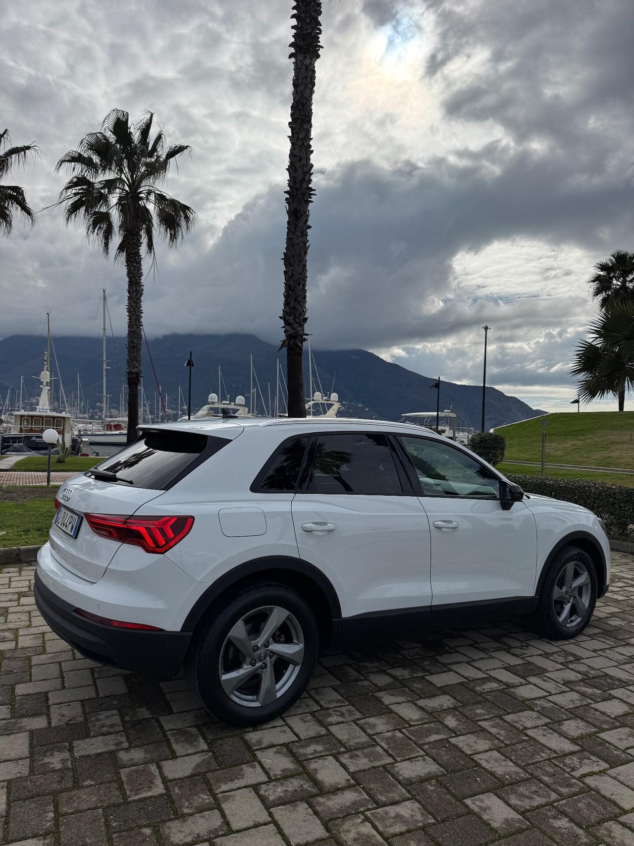 Audi Q3 45 TFSI e S tronic