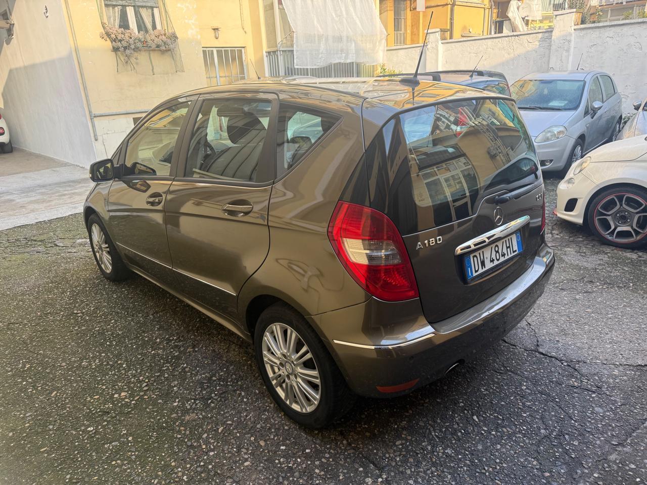 Mercedes Classe A Berlina A 180 cdi Avantgarde edition10