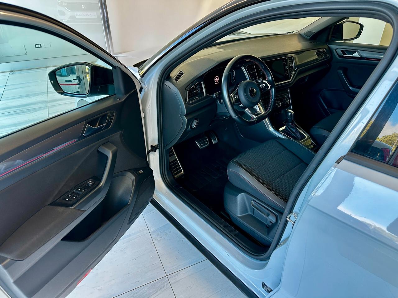 Volkswagen T-Roc 1.5 TSI R-Line DSG