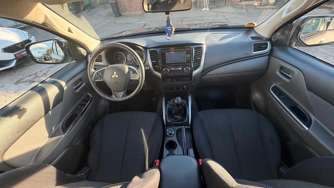 Mitsubishi L200 Plus, cabina doppia 4WD