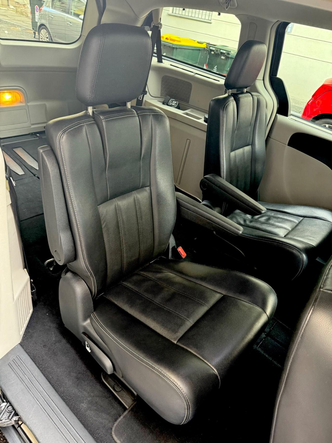 Lancia Voyager 2.8 Turbodiesel Gold 163 CV
