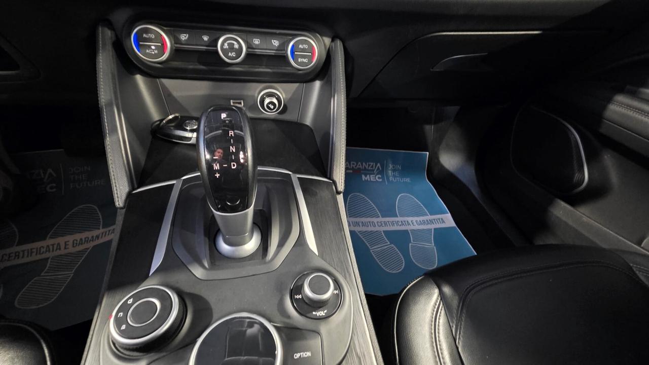 Alfa Romeo Stelvio 2.2 Turbodiesel 210 CV AT8 Q4 Executive