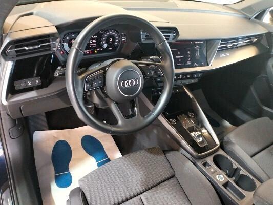 Audi A3 Sportback 35 2.0 tdi s-tronic s-line