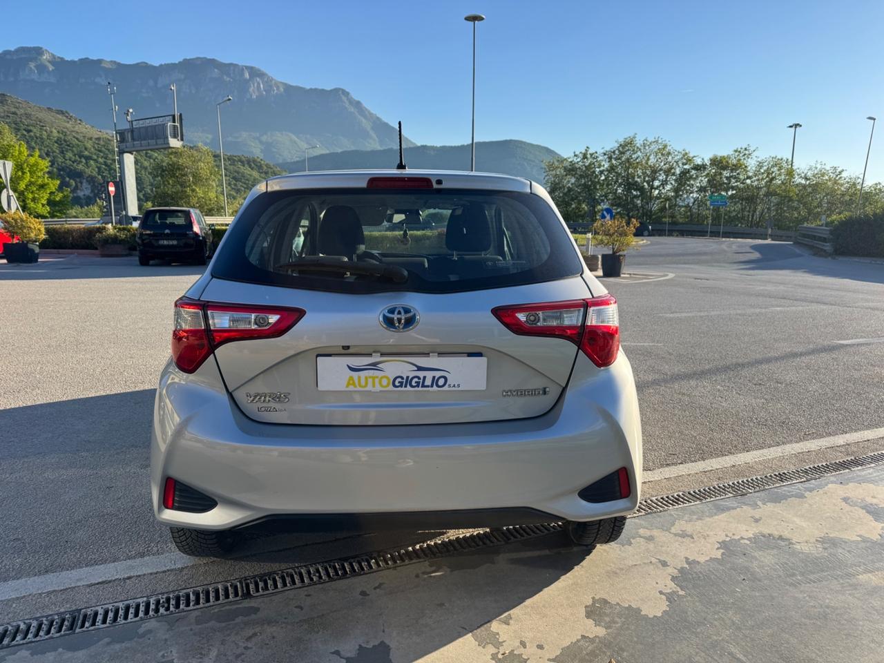 Toyota Yaris 1.5 HYBRID 5P.
