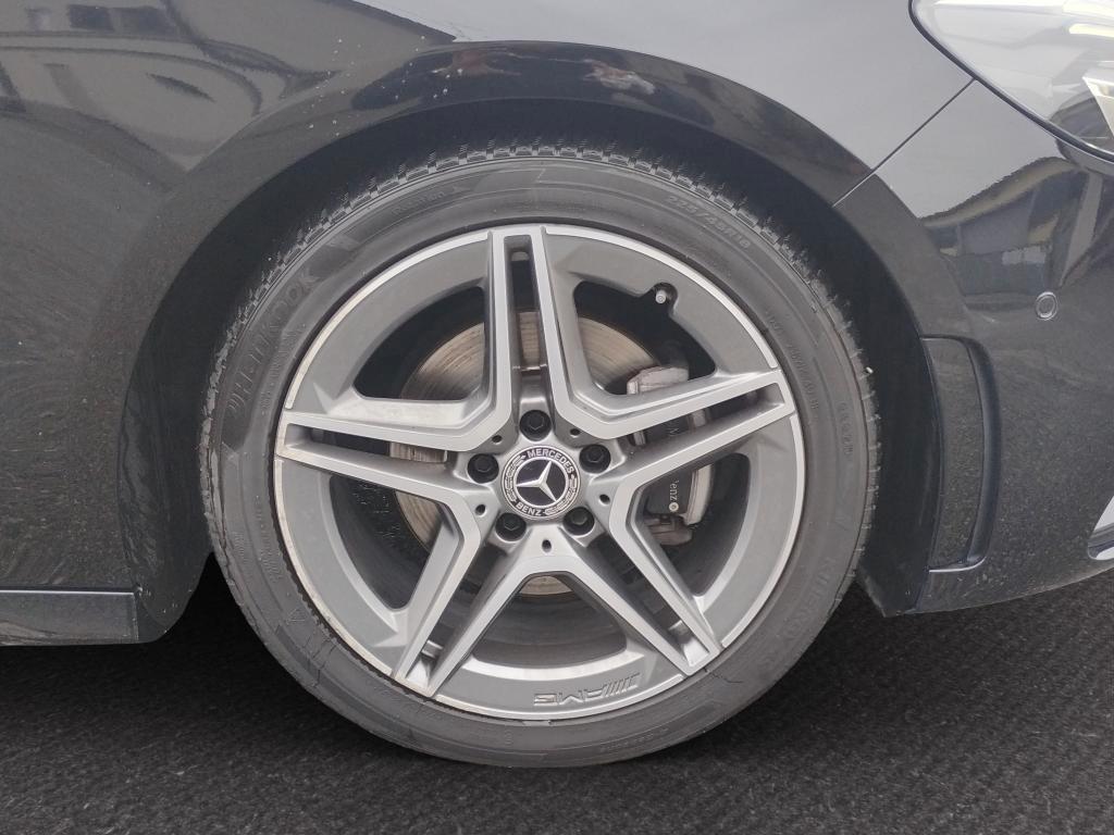 MERCEDES-BENZ B 180 PREMIUM..AMG..NAVI.LED.PELLE.