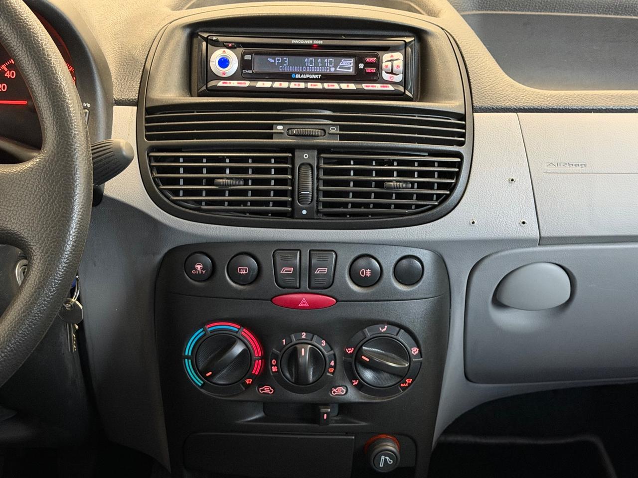 Fiat Punto 1.2i cat 3 porte SX