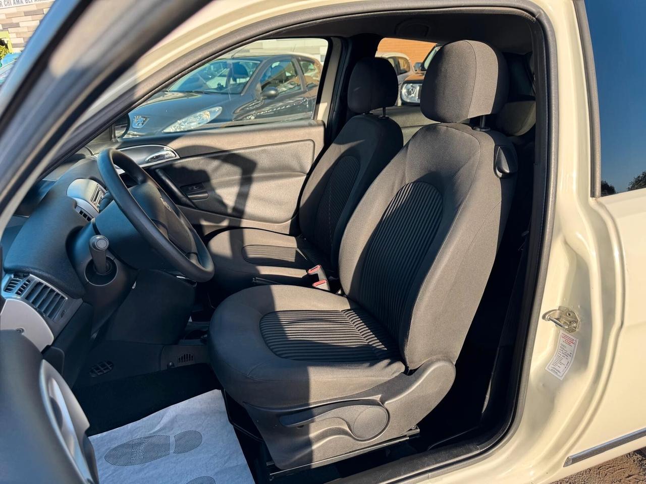 Lancia Ypsilon 1.2 BENZ 60CV ORO NEOPATENTATI 2010