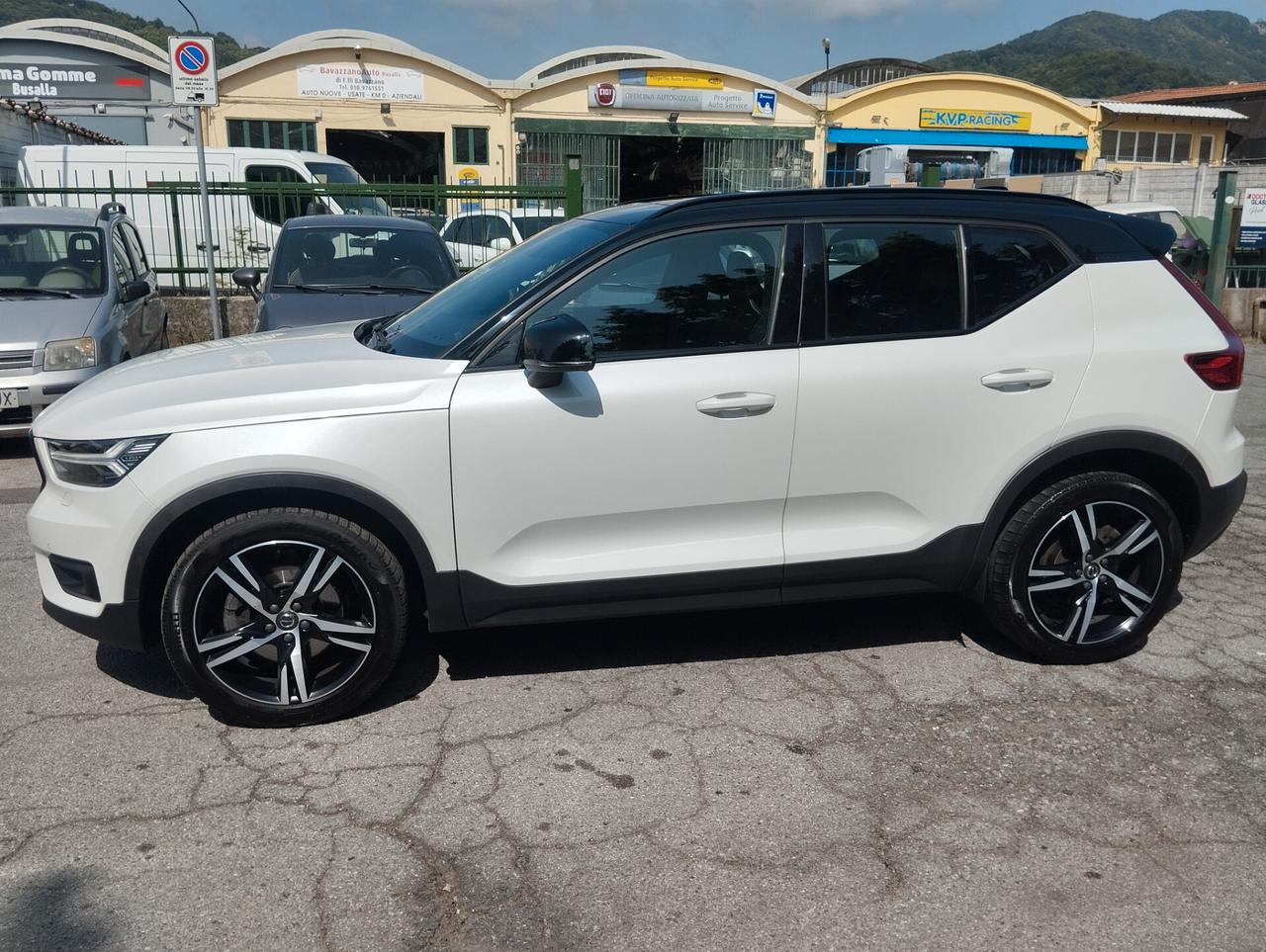 Volvo XC40 D4 AWD Geartronic R-design