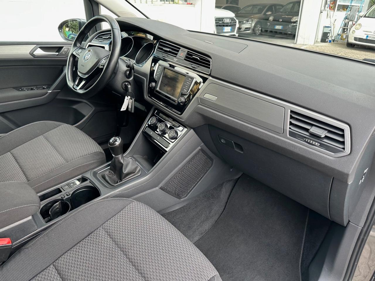Volkswagen Touran 1.6 TDI Business BlueMotion Technology