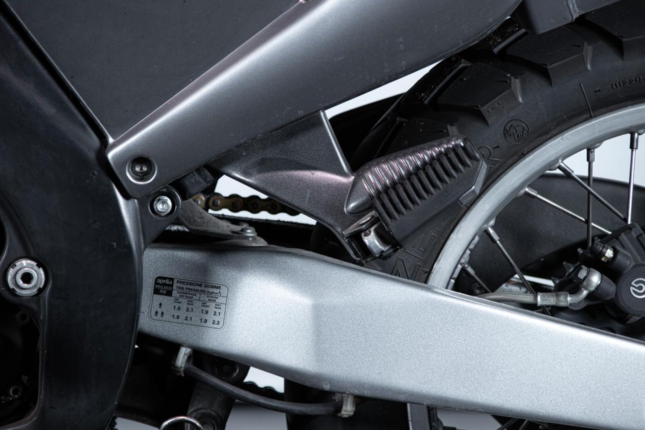 Aprilia Pegaso 650 - 2004