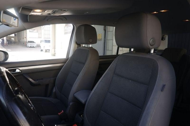 Volkswagen Touran Volkswagen Touran 1.6 tdi Comfortline Business 77KW ANNO 2012