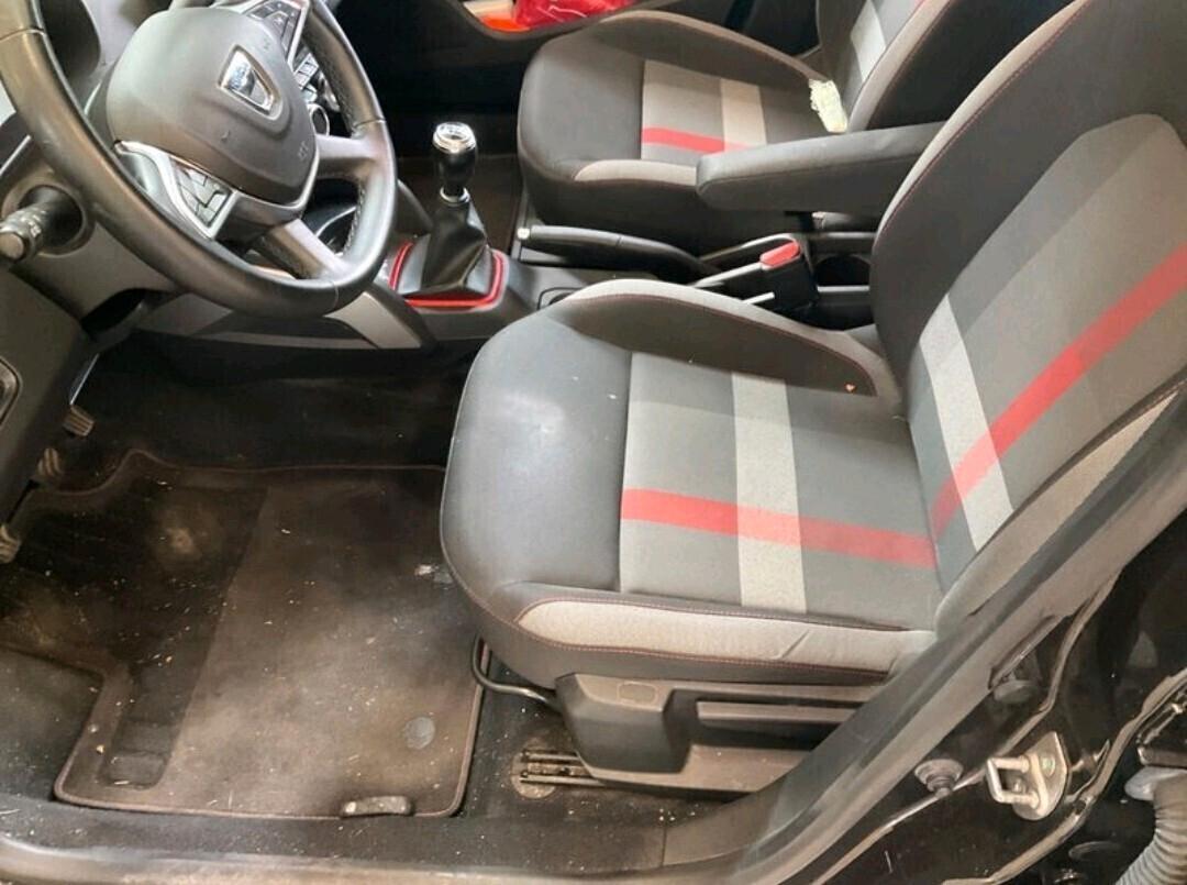 Dacia Duster 1.6 SCe GPL 4x2 Techroad
