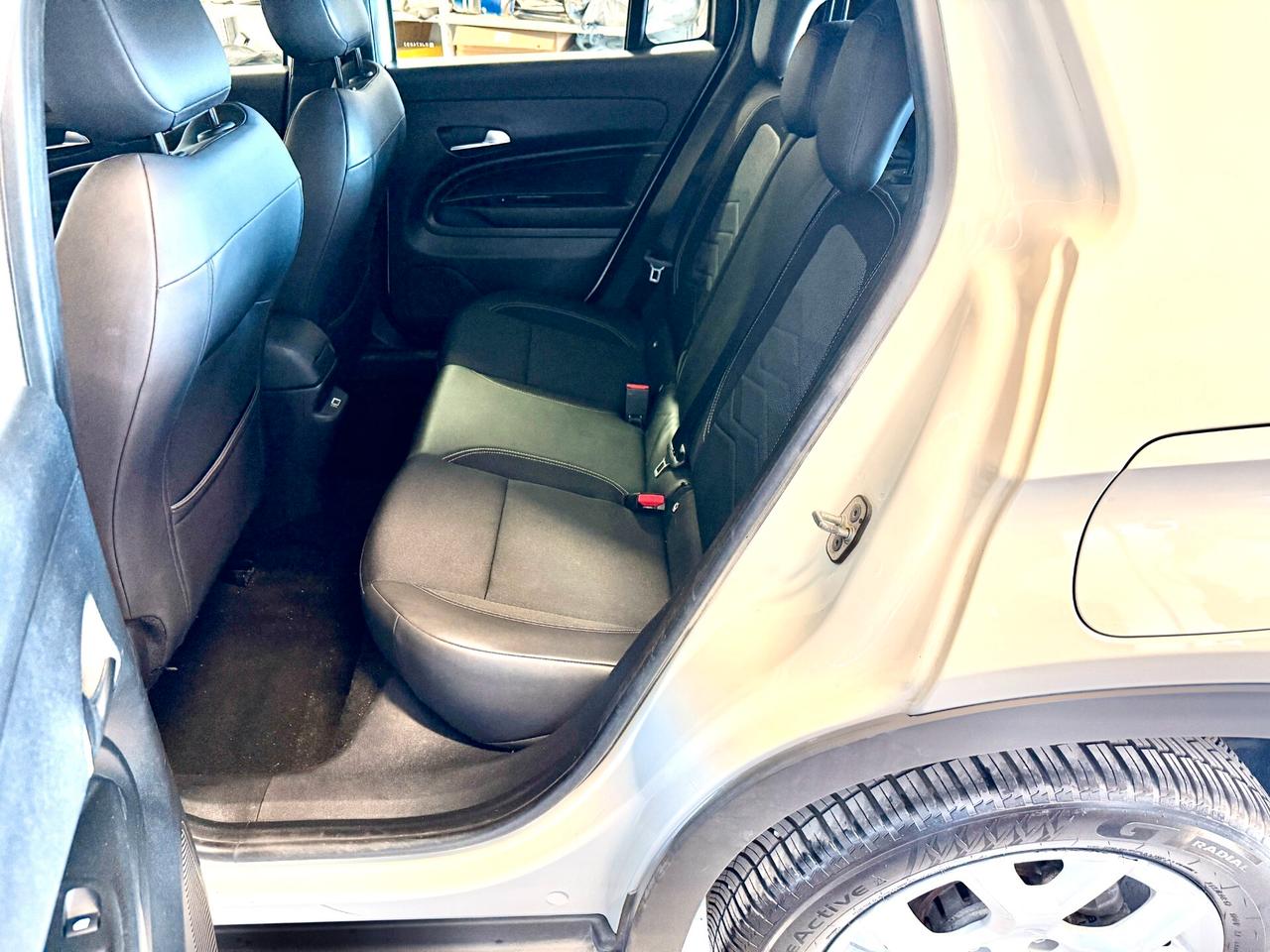 Jeep Avenger 1.2 Turbo 100 CV Altitude