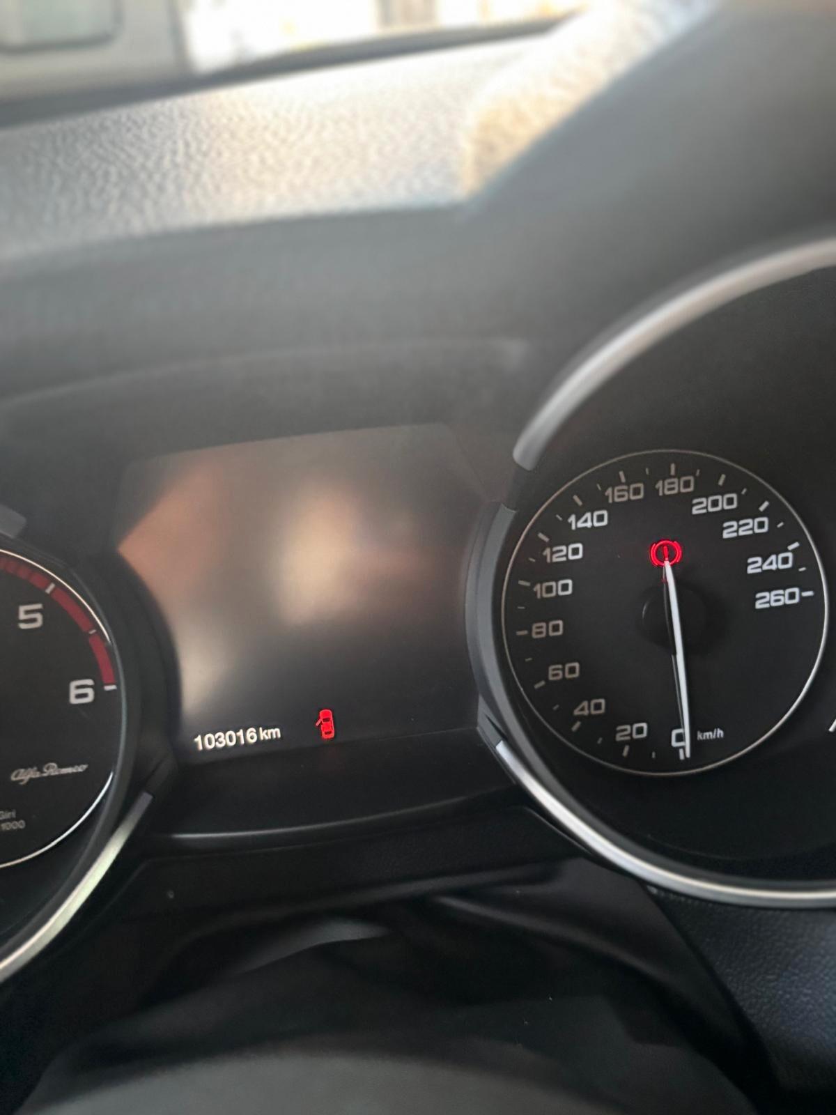 Alfa Romeo Stelvio 2.2 Turbodiesel 190 CV AT8 Q4 Ti