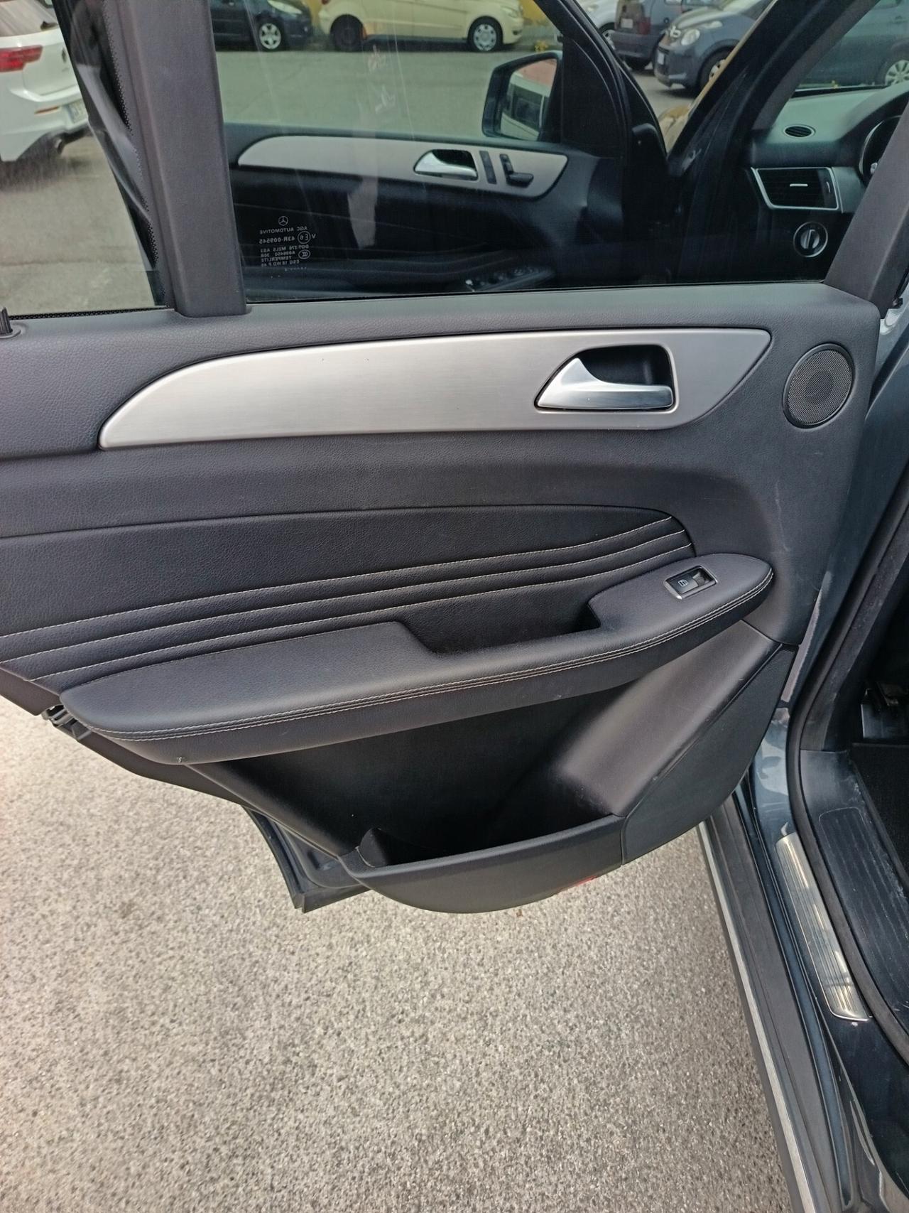 Mercedes-benz ML 250 350 BlueTEC 4Matic Sport