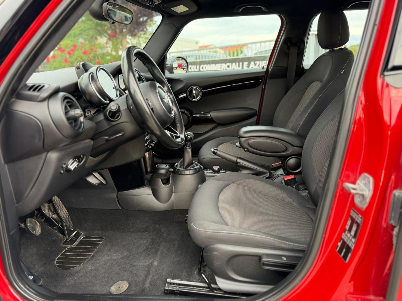 Mini 1.5 Cooper D Business XL Neopatentati