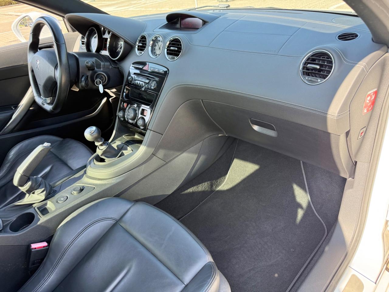 Peugeot RCZ 1.6 THP 200CV*Pelle*Xenon*Full