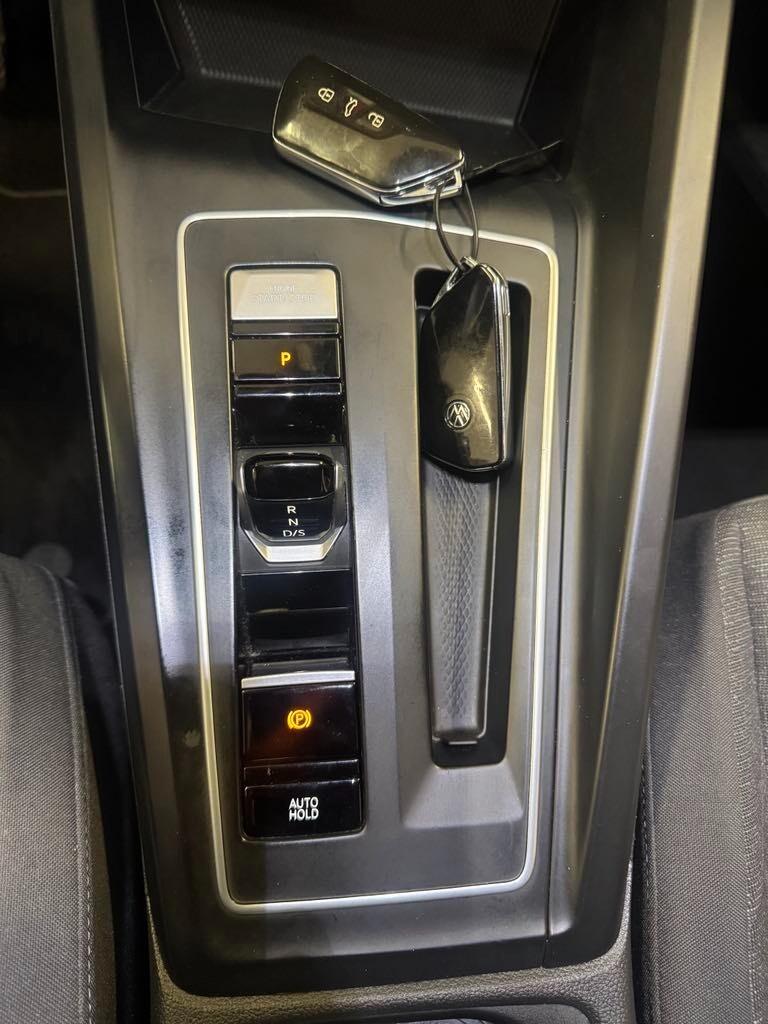 Volkswagen Golf 2.0 TDI DSG SCR Style 2022 NEOPATENTATI