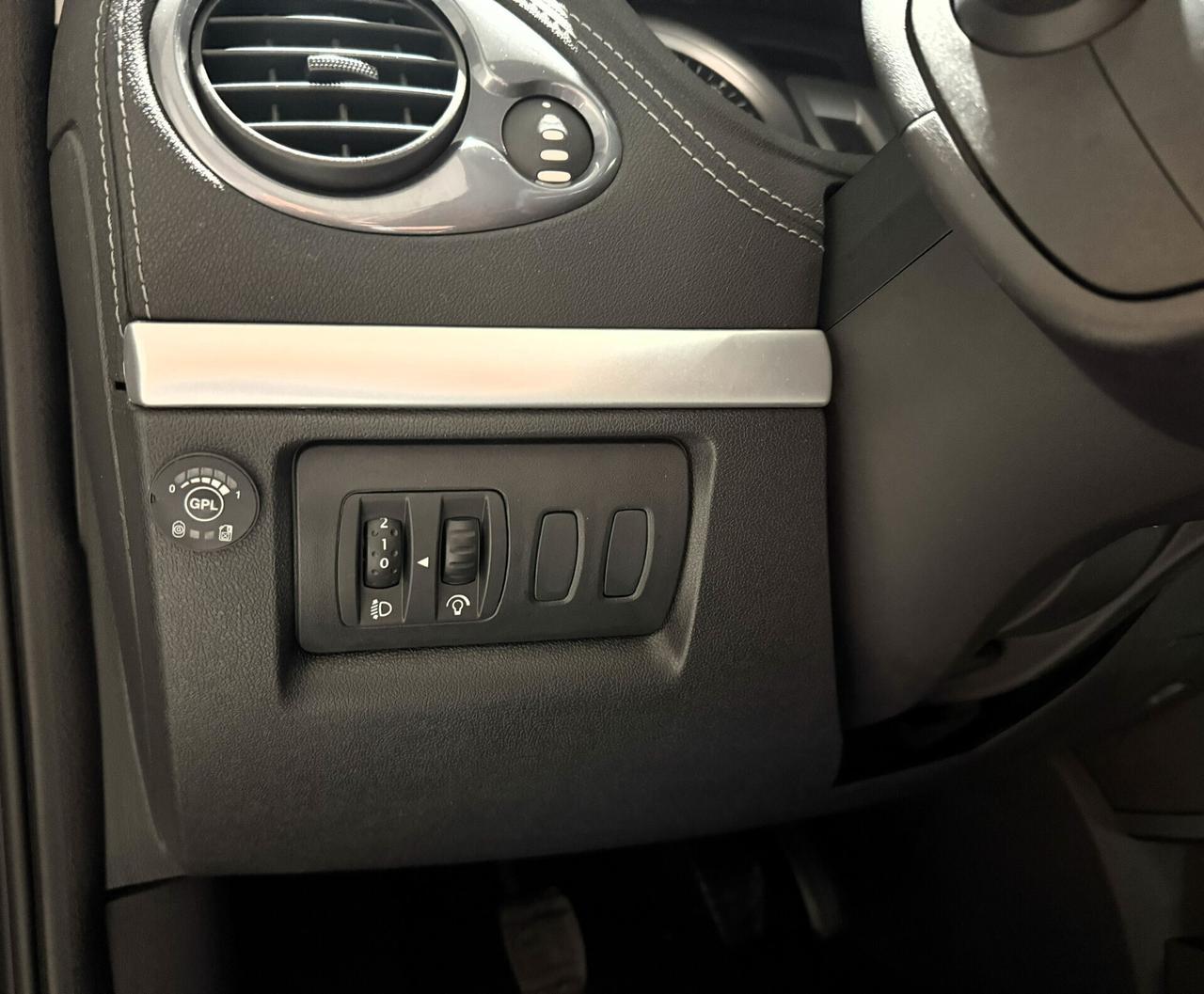 Renault Clio 1.2 16V GPL 20TH 5 PORTE UNICO PROPRI